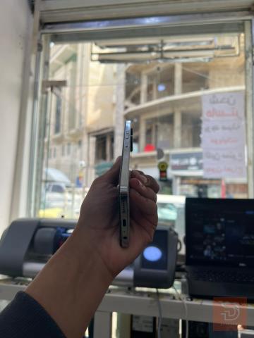 موبايل ذاكرة 256 غيغا مستعمل للبيع في نينوى