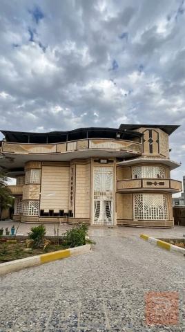 ڤلة بتصميم اماراتي بمساحة دونم 2500 متر مربع للبيع في البصرة