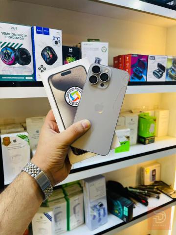 Apple iPhone 15 pro max تيتانيوم للبيع في بغداد