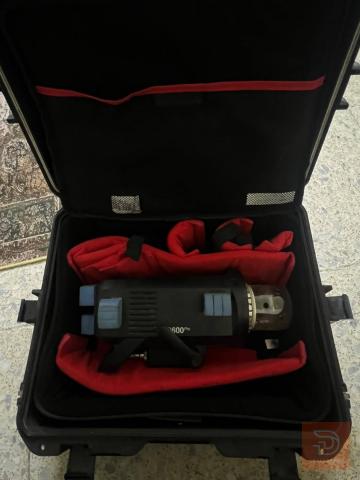 اضائه Ad600 pro مع جنطة مستعمل للبيع في بغداد