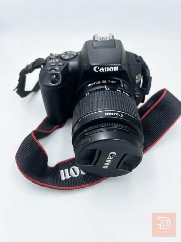 كاميرا Canon EOS 250D مستعمل للبيع في نينوى