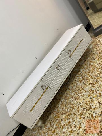 ميز بلازمه مستعمل للبيع في بغداد