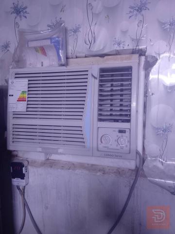 مكيف مستعمل موسم واحد 2 طن للبيع في بغداد