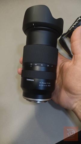 عدسة tamron 17-70mm f2.8 مستعمل للبيع في بغداد