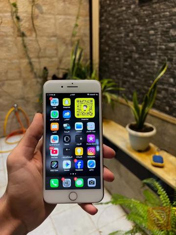 ايفون 8 plus ذاكرة 64 مستعمل للبيع في نينوى