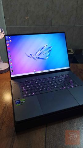 ASUS ROG Zephyrus G16 (2024) للبيع في بغداد