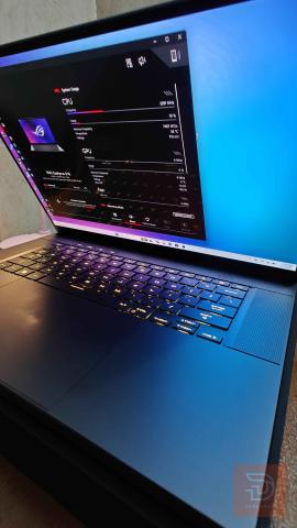 ASUS ROG Zephyrus G16 (2024) للبيع في بغداد