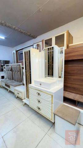 غرفة نوم مودرن 9 قطع للبيع في بغداد