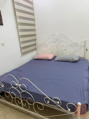 سرير نفريين كبير 90/100 للبيع في بغداد