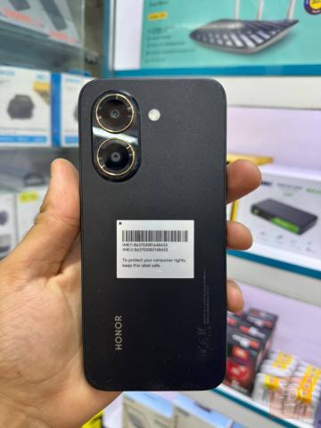 هاتف HONOR X7e مستعمل للبيع في بغداد