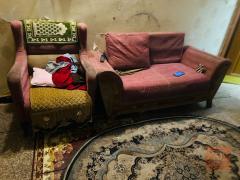 تخم قنفات وكراسي بحالة ممتازة جديد للبيع في الديوانية