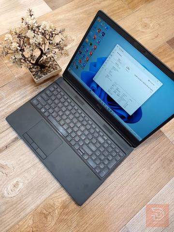 لابتوب Dell Precision 7550 جيل عاشر للبيع في نينوى