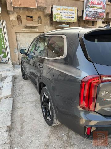 كيا تولورايد 2023 وارد امريكي للبيع في بغداد