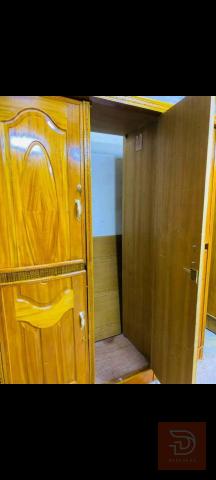 كنتور 3 ابواب صاج نظيف جداً مستعمل للبيع في بغداد