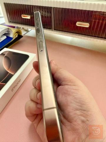 iPhone 16 Pro Max 256GB جديد للبيع في بغداد