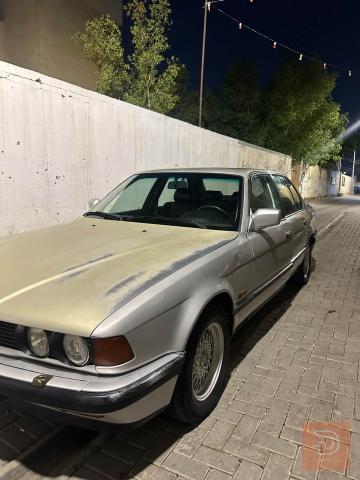 سيارة موديل 1992 بمحرك 3500 للبيع في بغداد