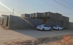 دار سكن ركن على شارعين 300 متر للبيع في البصرة