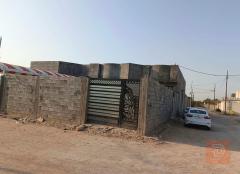 دار سكن ركن على شارعين 300 متر للبيع في البصرة