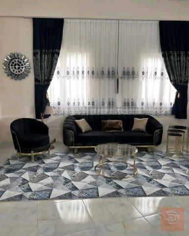 تخم شغل عراقي موديل تركي 10 مقاعد للبيع في بغداد