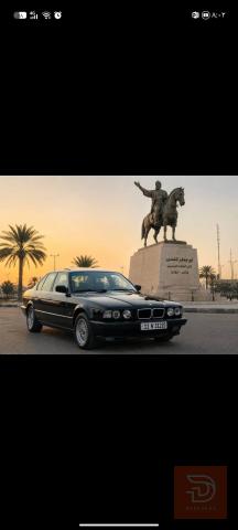 BMW 740 V8 اسود للبيع في بغداد