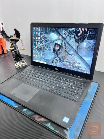 لابتوب Core i7 8550U مستعمل للبيع في نينوى