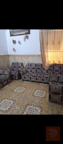 تخم عشر مقاعد 4 كراسي و2 قنفات للبيع في واسط
