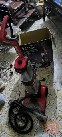 مكنسة غسل وتنشيف استخدام قليل مستعمل للبيع في بغداد
