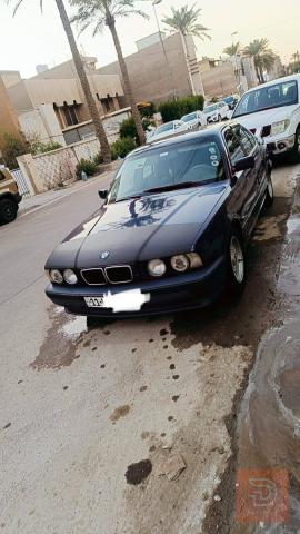 سيارة بمكينة وكير مكفولين