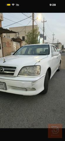 تويوتا كراون جنون 2002 للبيع في البصرة