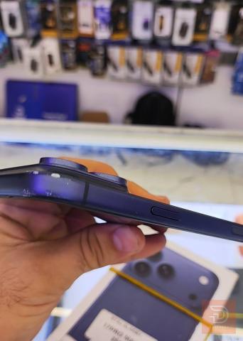iPhone 17 Pro Max نيلي أزرق مستعمل للبيع في بغداد