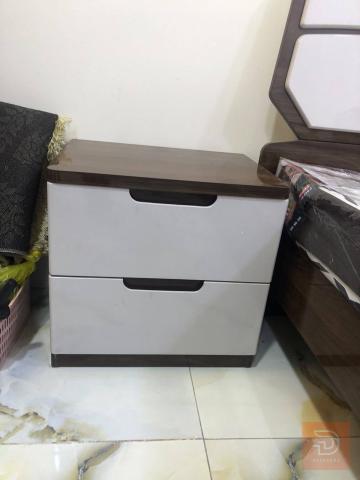 غرفة نوم مع دوشك استعمال قليل مستعمل للبيع في بغداد