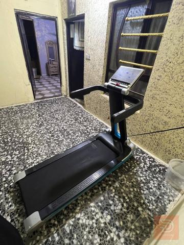 جهاز جري قدرة تحمل ١٥٠ كيلو مستعمل للبيع في بغداد