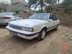 اولدز 1990 اقتصادية للبيع في ديالى
