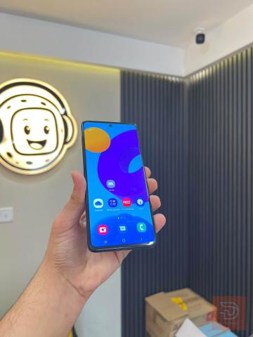 Samsung M52 5G مستعمل للبيع في بغداد