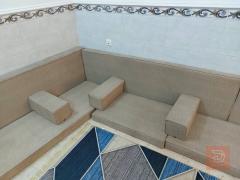 ديوان ارضي نظيف مستعمل للبيع في واسط