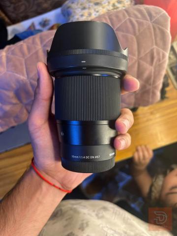عدسة كاميرا 016mm F 1.4 مستعمل للبيع في كربلاء المقدسة