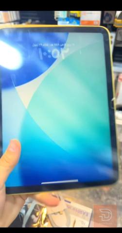 iPad 11 (A16) ذهبي جديد للبيع في بغداد