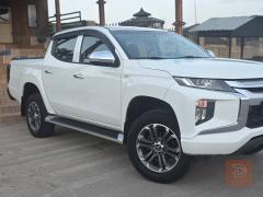 ميتسوبيشي L200 بيضاء 2020 للمقايضة في أربيل