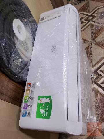 سبلت توسوت انفيرتر طن ونص مستعمل للبيع في بغداد