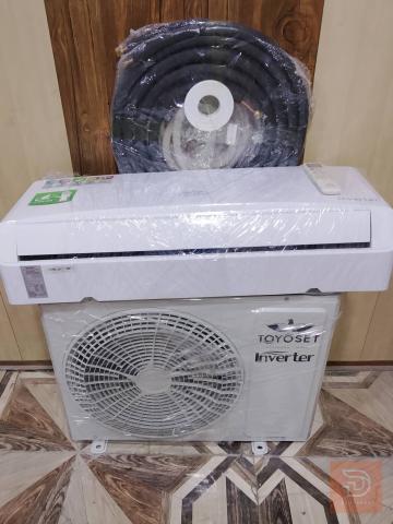 سبلت توسوت انفيرتر طن ونص مستعمل للبيع في بغداد