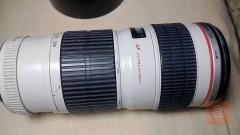 عدسة كانون 70-200 F4 وفلاش كودكس للبيع في بغداد