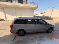 دوج كرڤان 2017 SXT فول مواصفات للبيع في كركوك