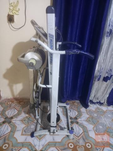 جهاز جري ميكانيكي مع جهاز خواصر مستعمل للبيع في عموم العراق