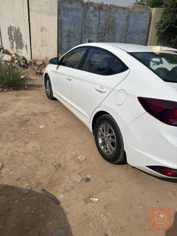 هيونداي افانتي أبيض فول مواصفات ابيض للبيع في بغداد