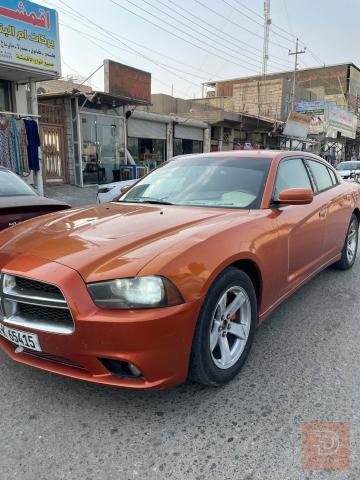 دوج جارجر ٢٠١١ مشمشي مستعمل للبيع في النجف الأشرف