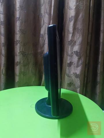 شاشة LG Flatron W1942SE مستعمل للبيع في نينوى
