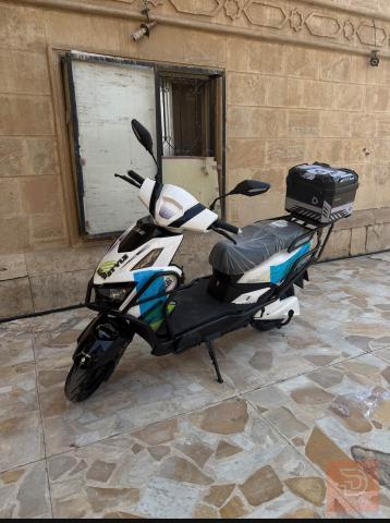 سكنس دولفين كهربائية مستعمل للبيع في بغداد