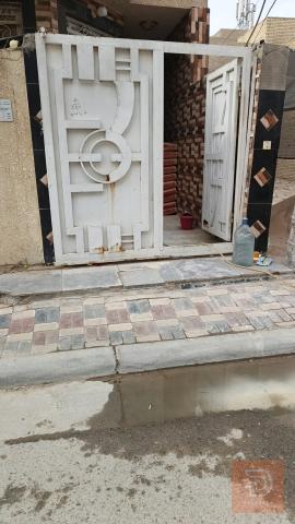 باب خارجية 215 سم للبيع في كربلاء المقدسة