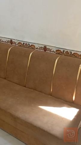 ديوان عشر قطع نظيف مستعمل للبيع في النجف الأشرف