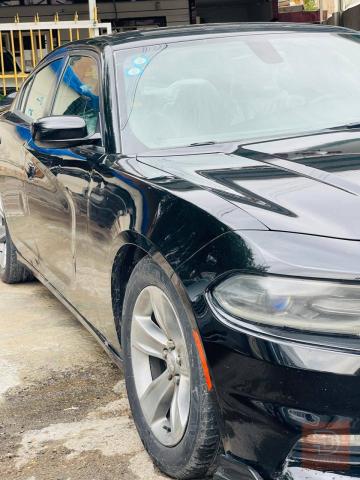 دودج تشارجر SXT 2016 لون أسود للبيع في الأنبار